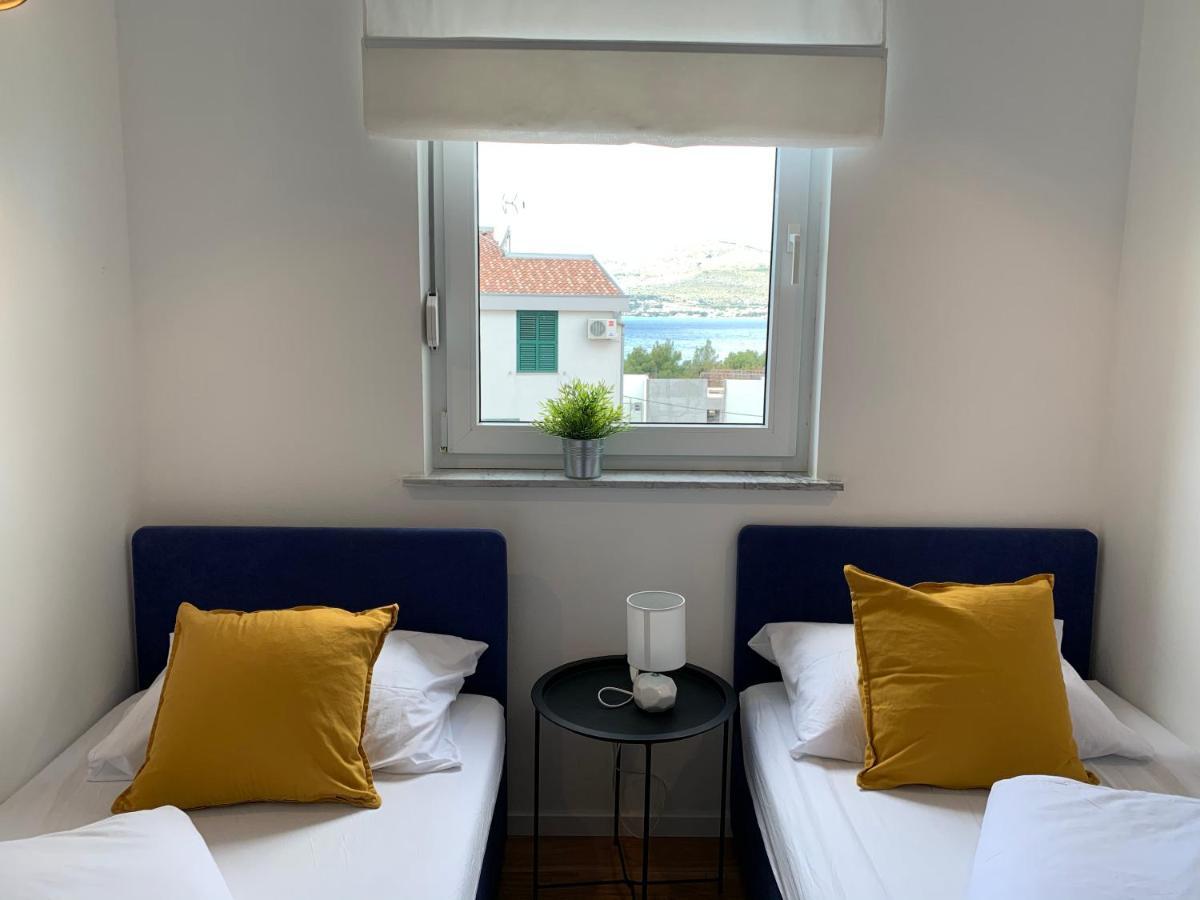Apartments Luce Трогир Экстерьер фото