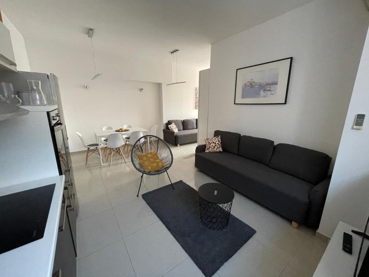 Apartments Luce Трогир Экстерьер фото