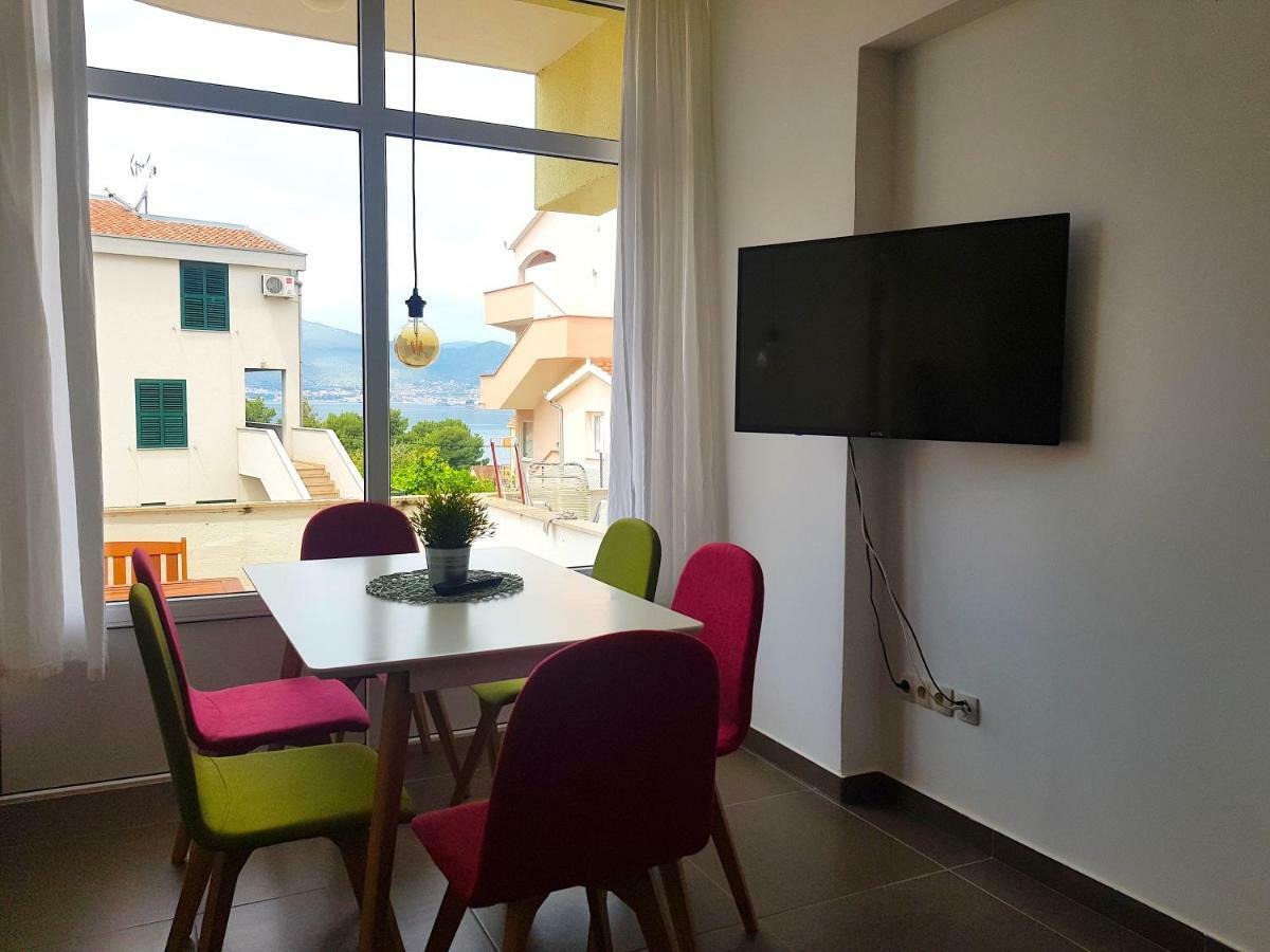 Apartments Luce Трогир Экстерьер фото